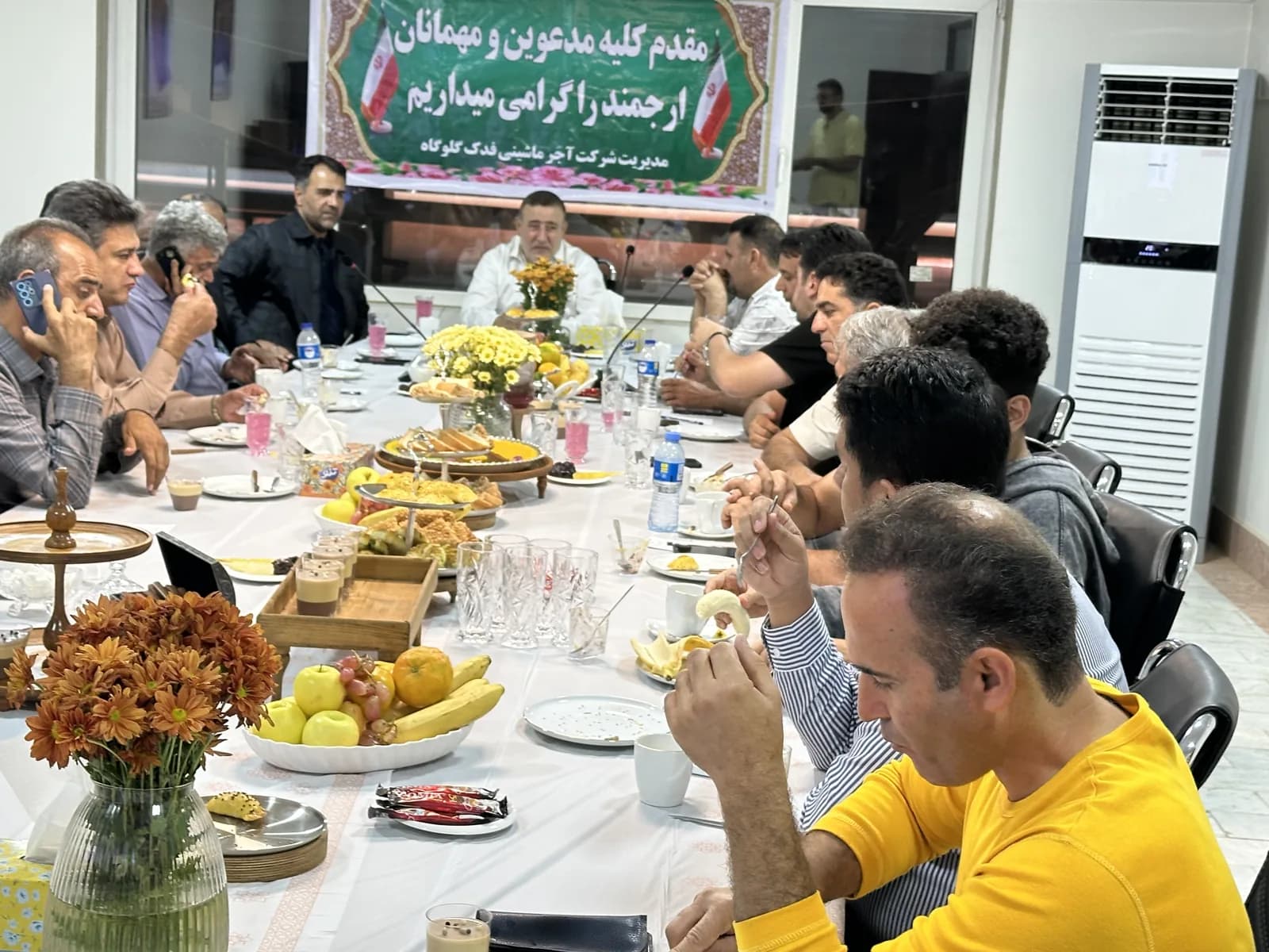 بازدید انجمن آجر و سفال استان یزد از شرکت فدک گلوگاه