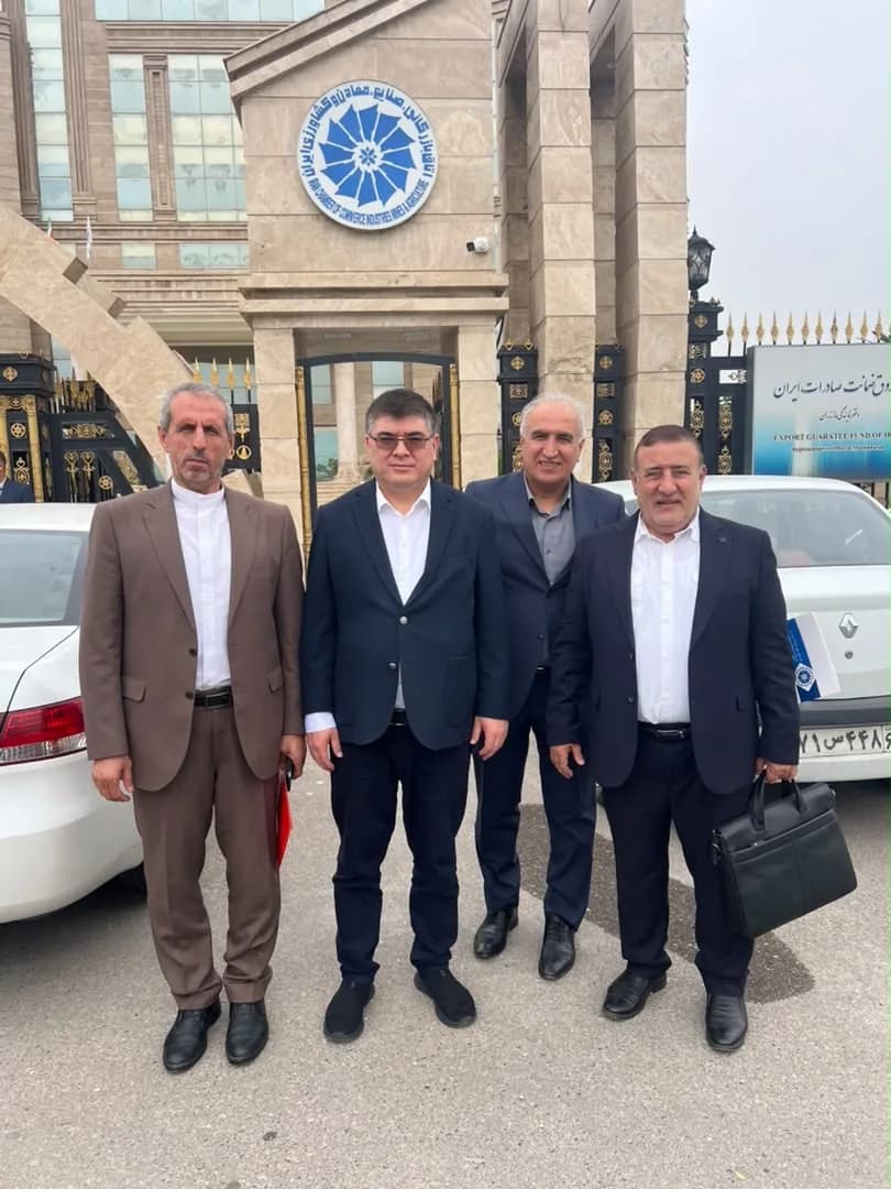 دیدار مدیریت شرکت فدک گلوگاه با فریدالدین نصریوف، سفیر ازبکستان